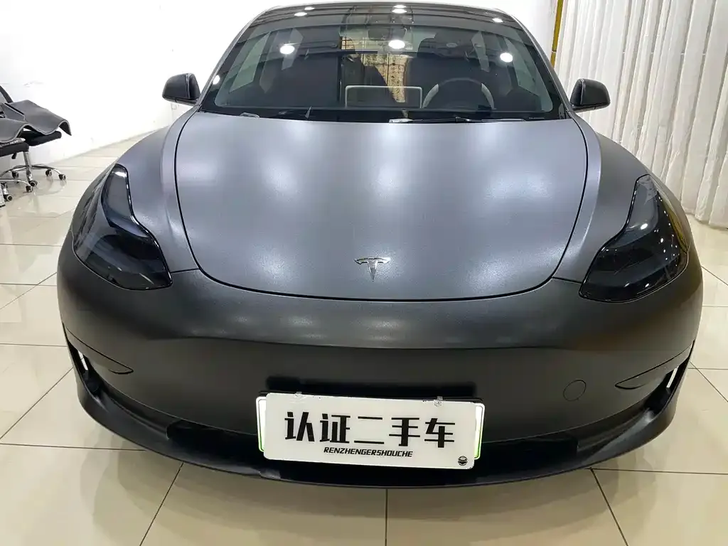 Tesla Model 3 — фото 9