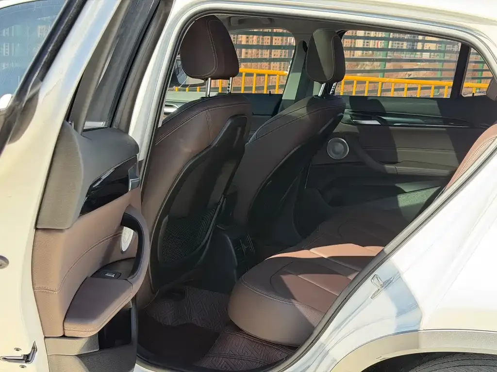 BMW X2 2023 из CN, фото 2