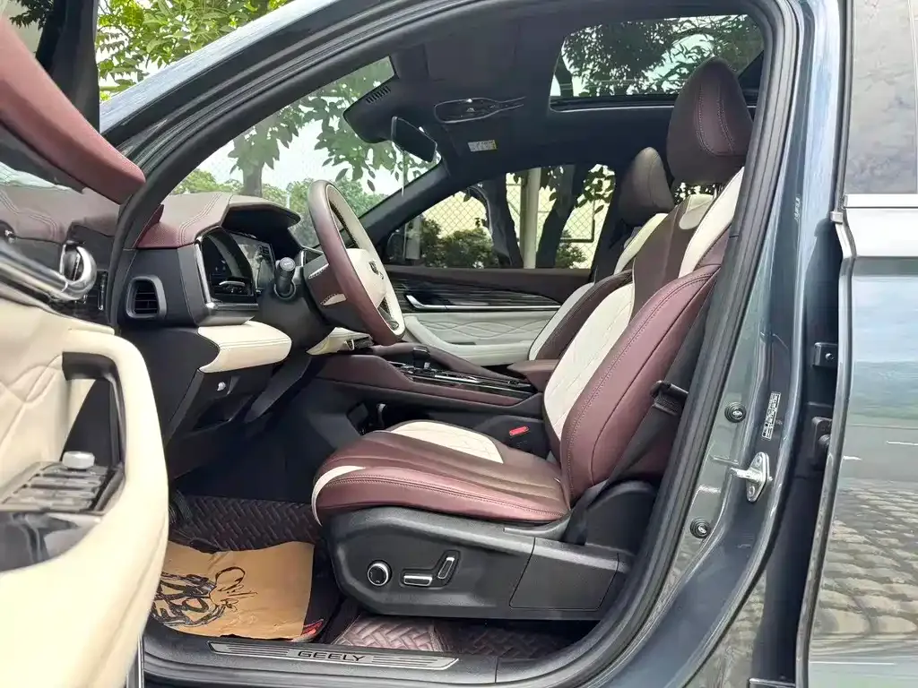 Geely Xingyue L 2023 из CN, фото 4