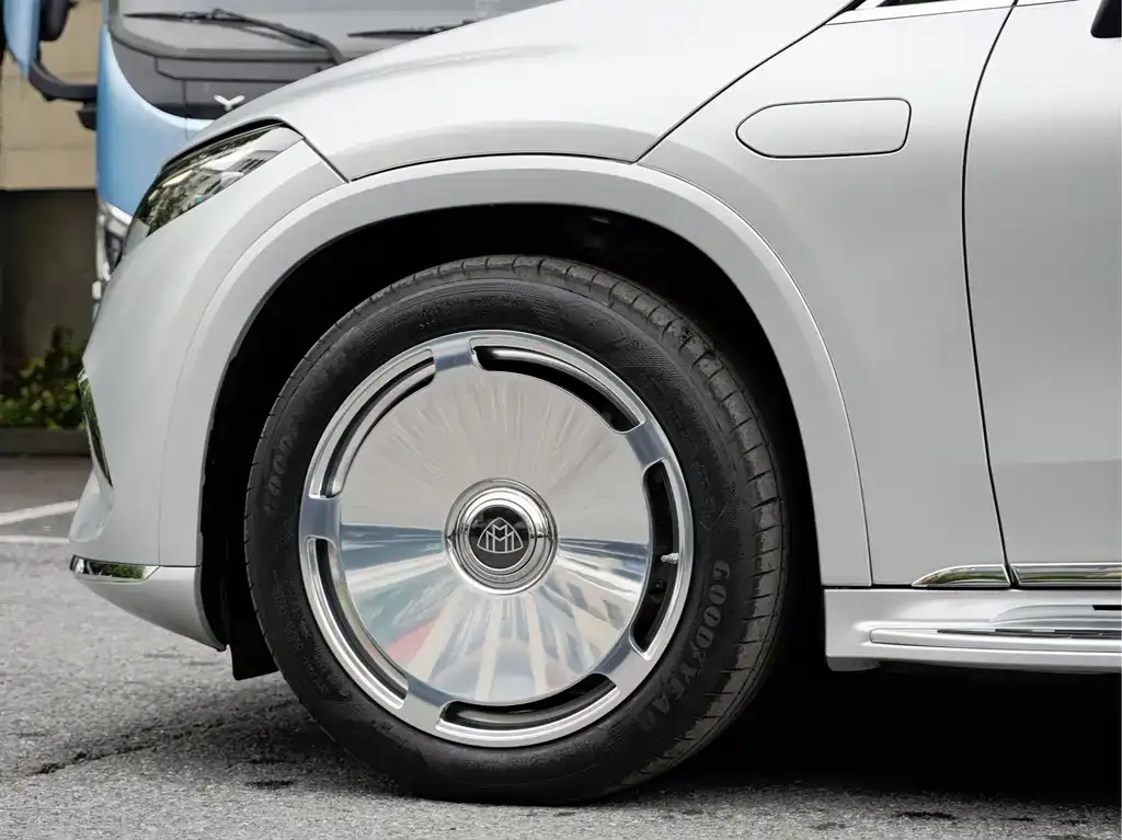 Mercedes-Benz EQS SUV 2025 из CN, фото 4