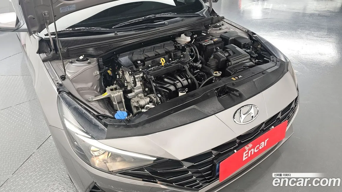 Hyundai AVANTE — фото 8