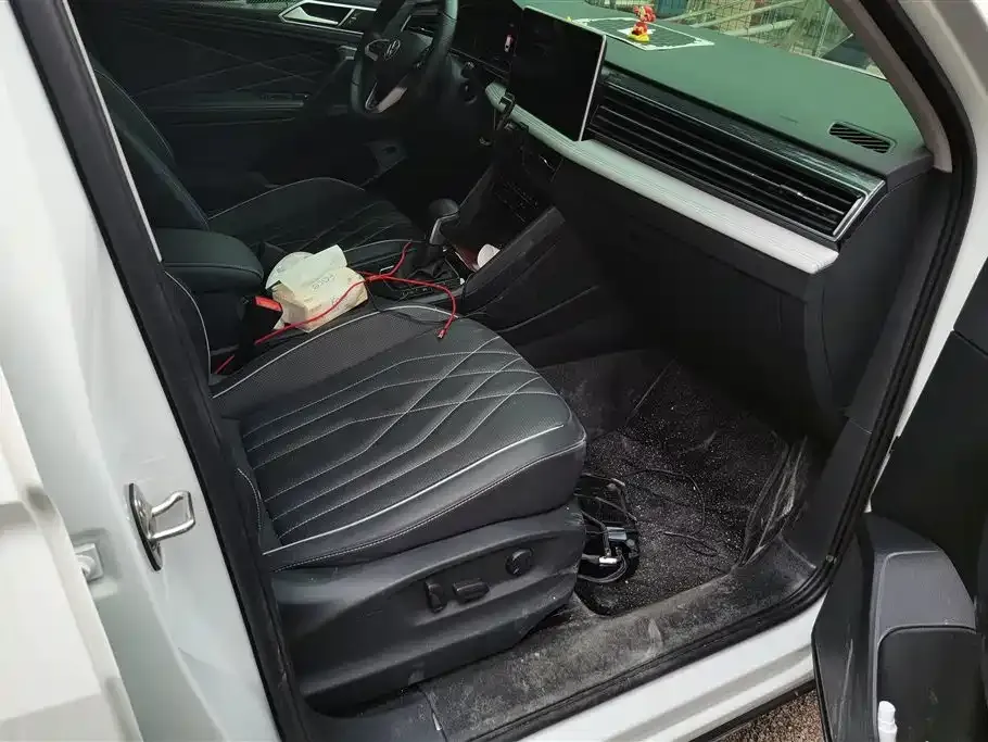 Volkswagen Tiguan L 2024 из CN, фото 7