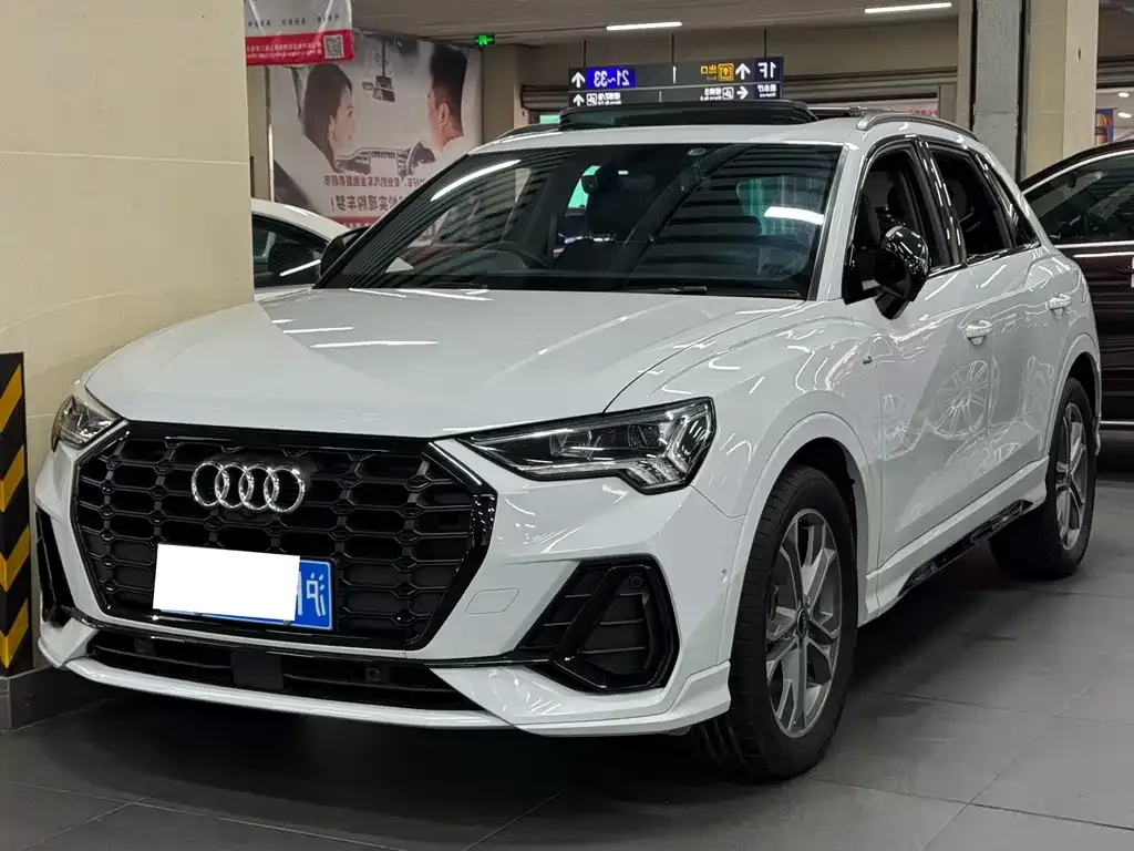 Audi Q3 2022 из CN, фото 1