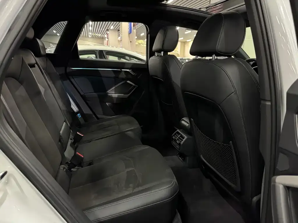 Audi Q3 2022 из CN, фото 6