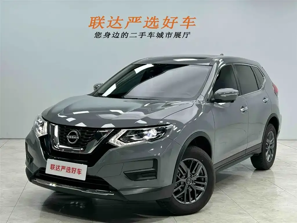 Nissan X-Trail — фото 1