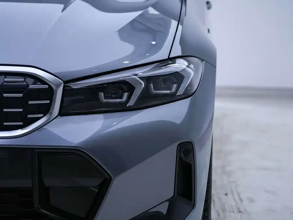 BMW 3 Series 2022 из CN, фото 2