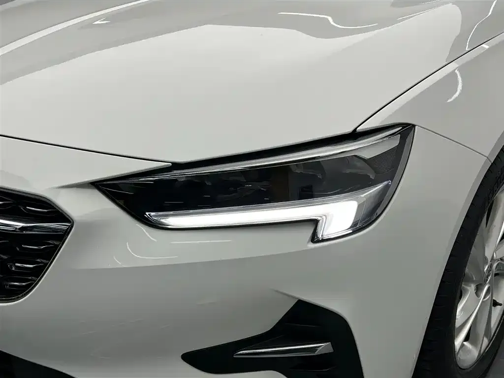 Buick Regal — фото 6