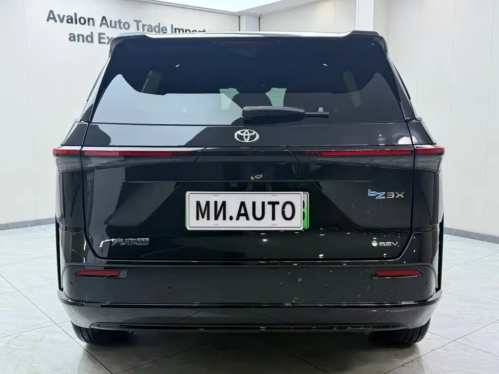 Toyota Platinum 3X 2025 из CN, фото 7