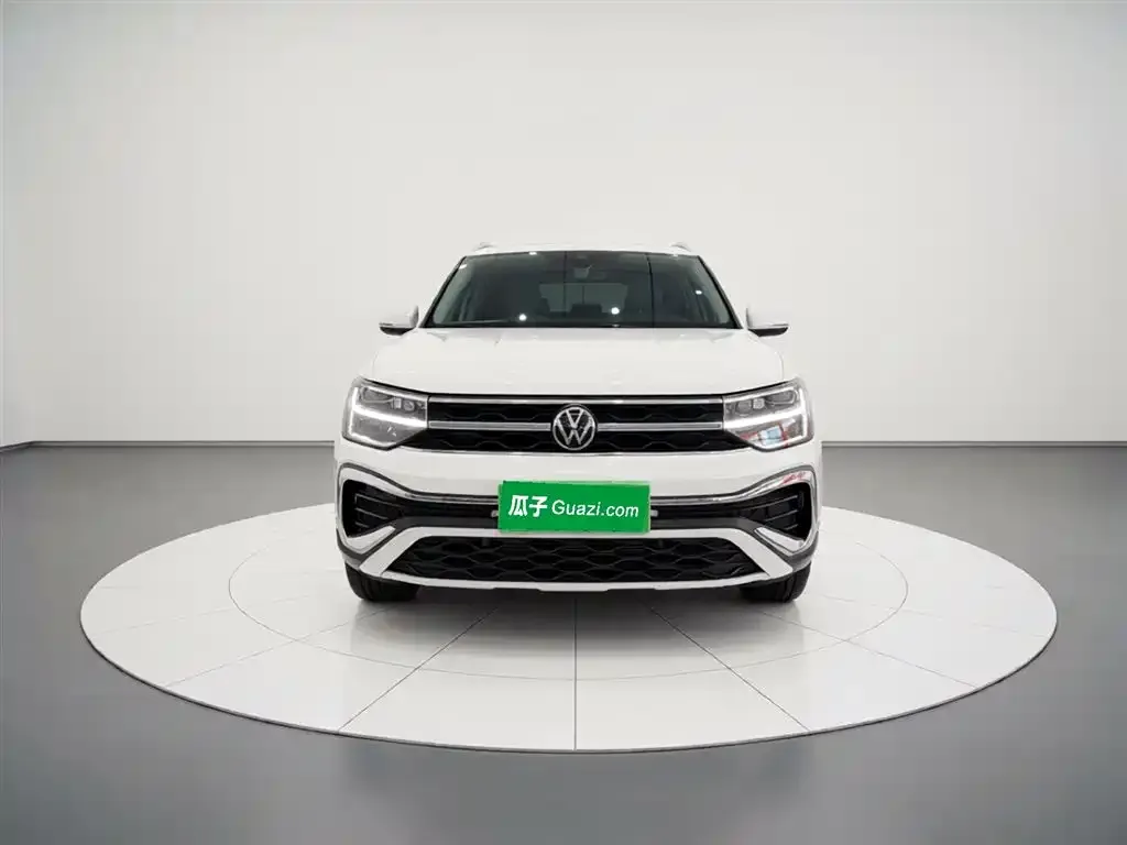 Volkswagen Tharu — фото 3