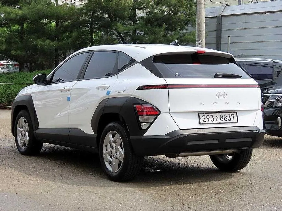 Hyundai Kona 2023 из KR, фото 2