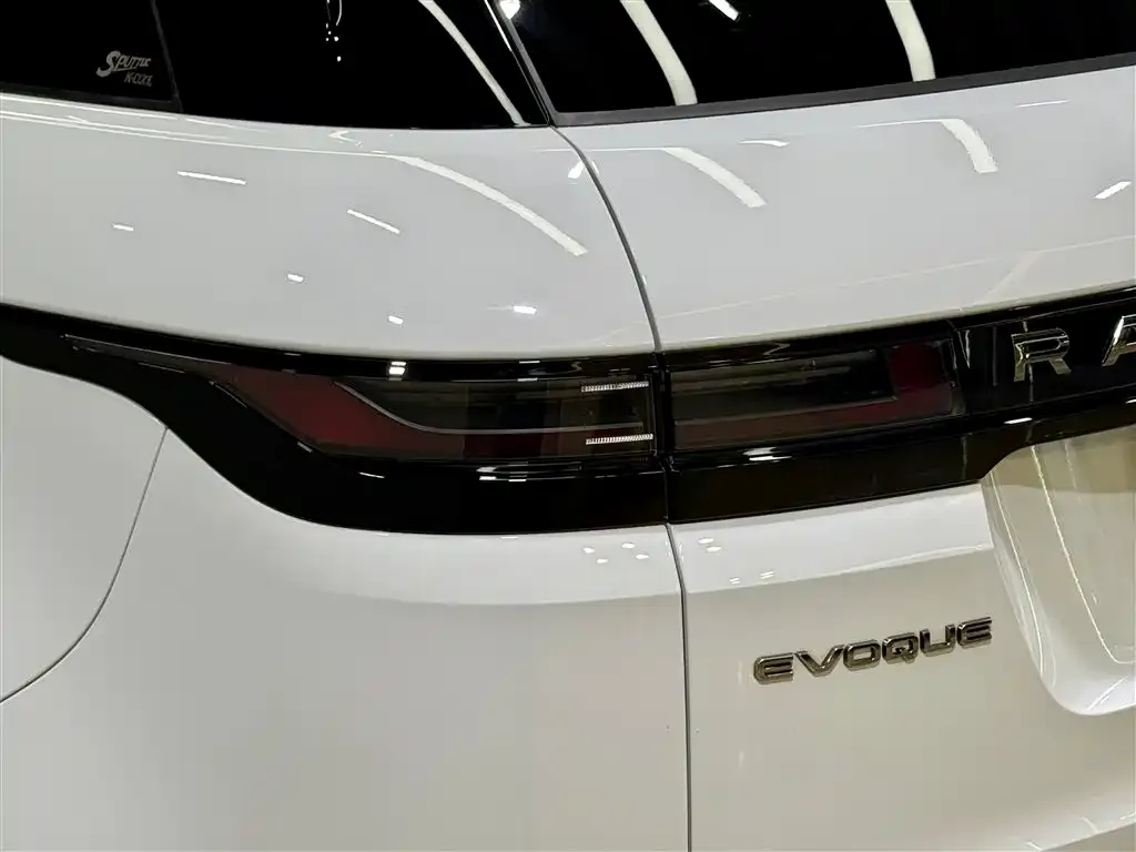 Land Rover Evoque — фото 4