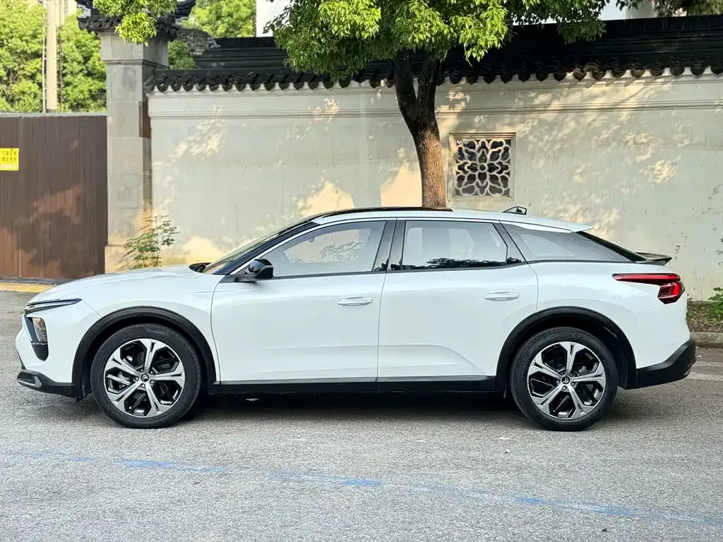 Citroen C5 X — фото 9
