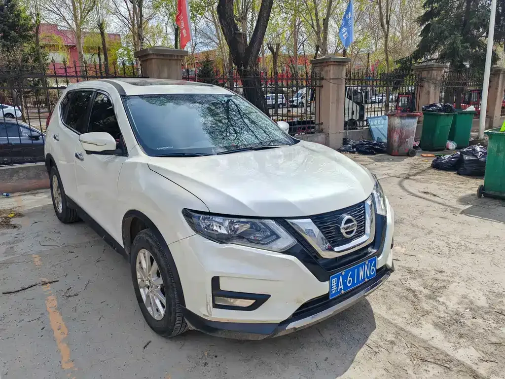 Nissan X-Trail — фото 5
