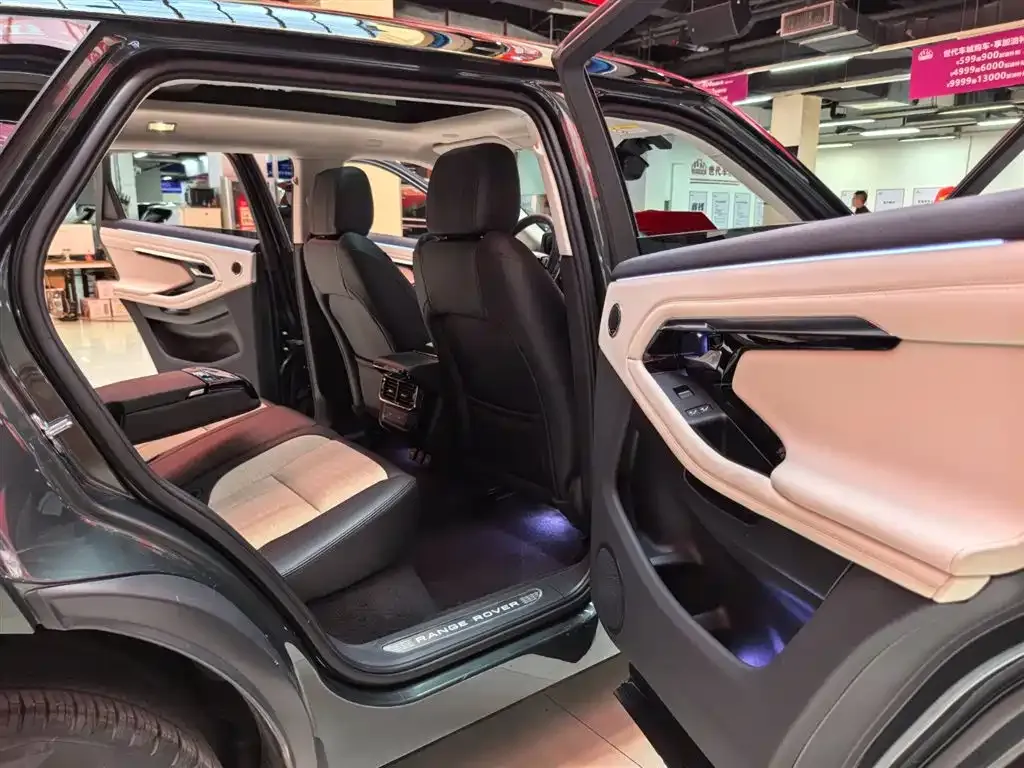 Land Rover Evoque — фото 10