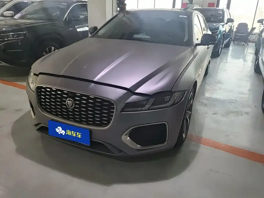 Jaguar XFL