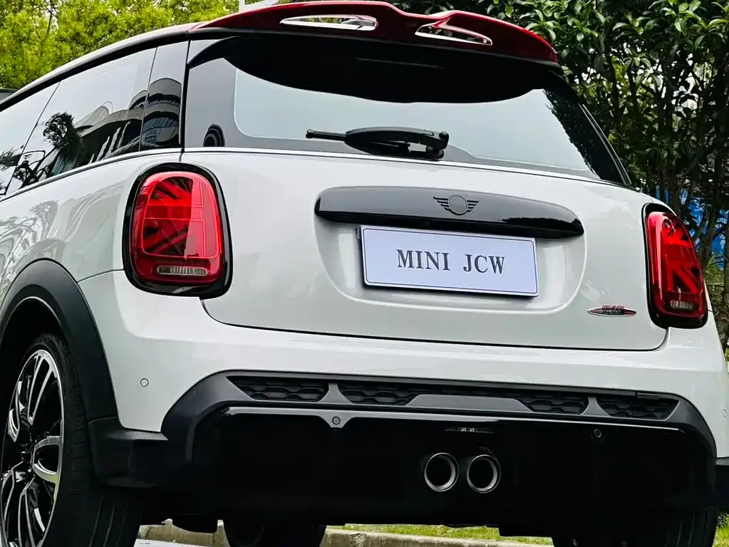 MINI JCW (John Cooper Works) — фото 10