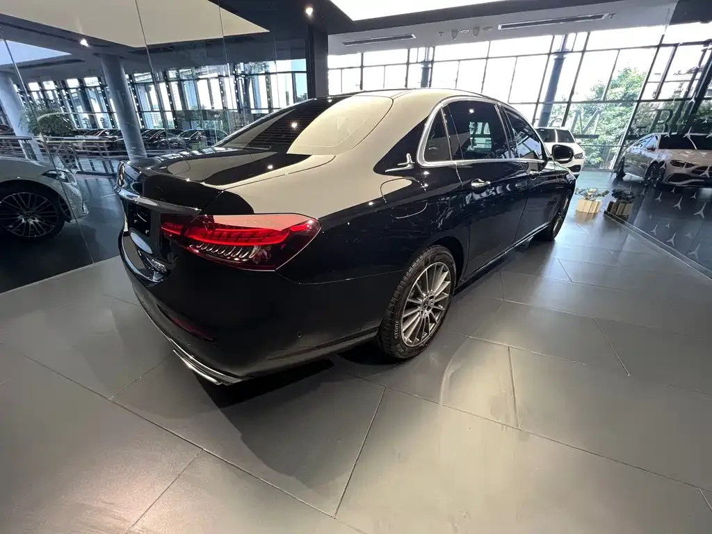Mercedes-Benz E-Class 2022 из CN, фото 10