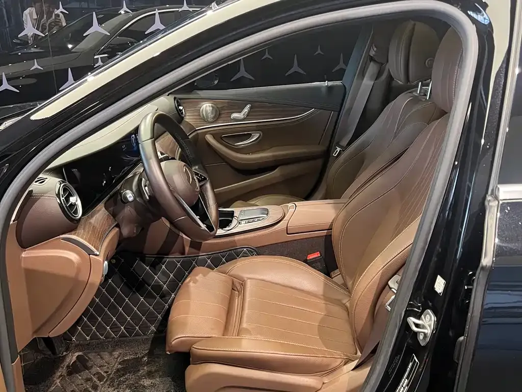 Mercedes-Benz E-Class 2022 из CN, фото 4