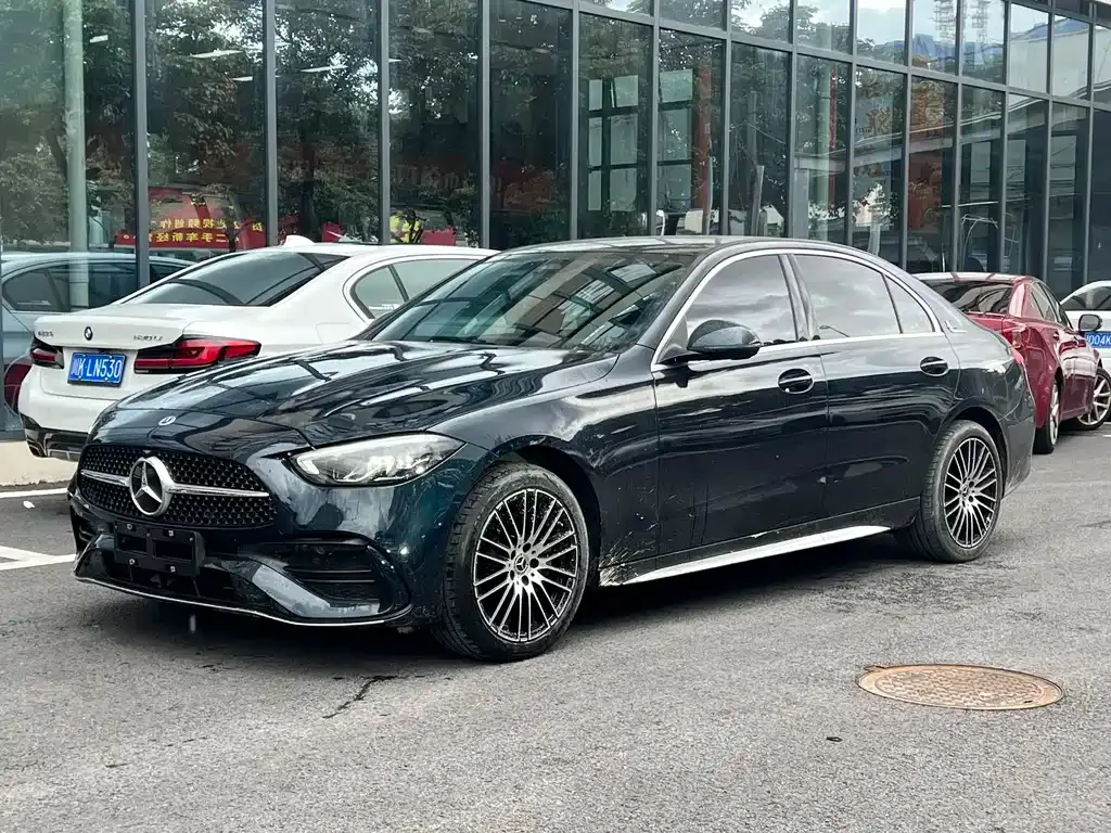 Mercedes-Benz C-Class — фото 1