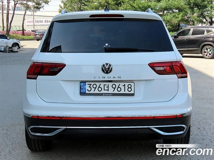 Volkswagen Tiguan — фото 4