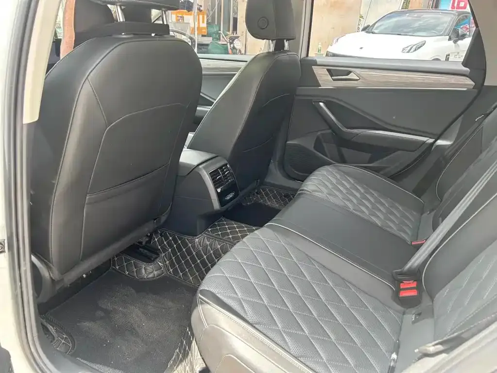 Volkswagen Sagitar 2022 из CN, фото 8