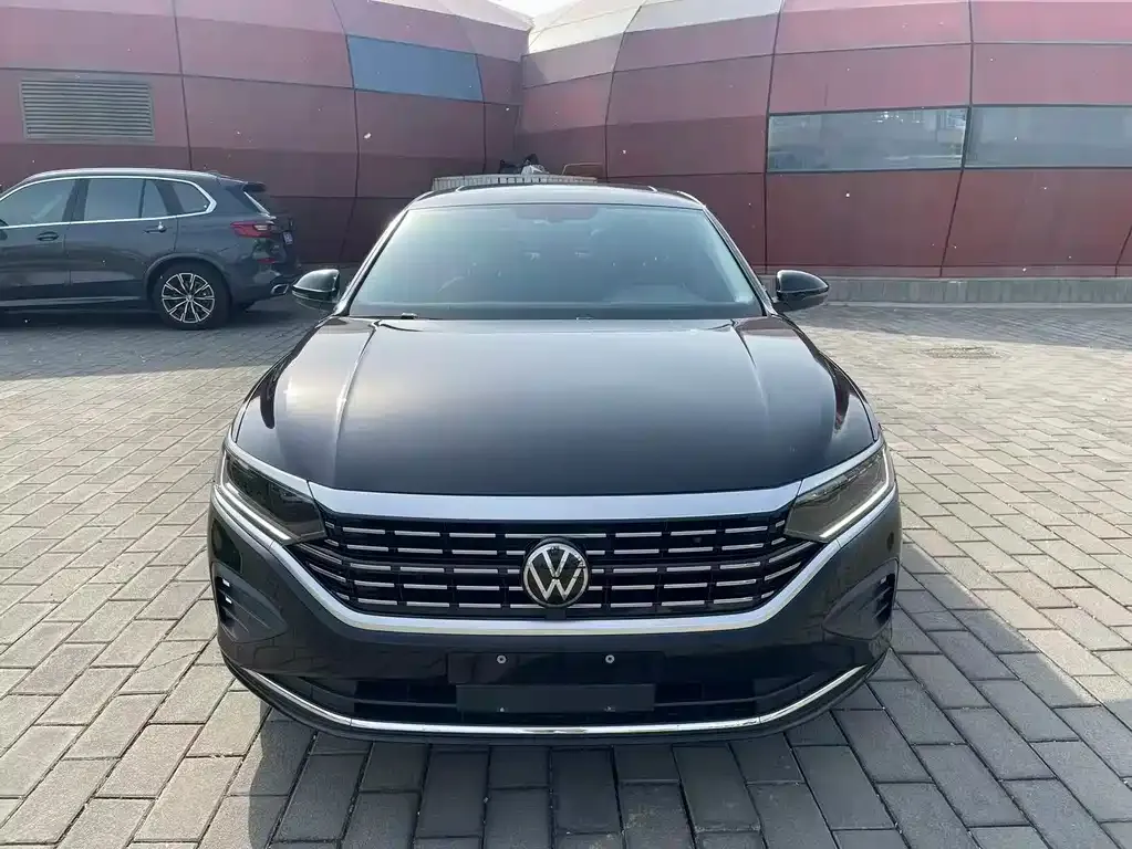 Volkswagen Passat — фото 3