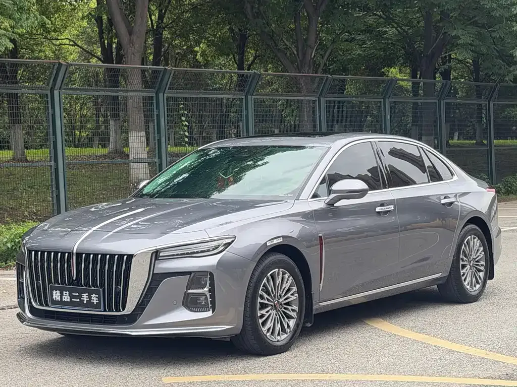 Hongqi H5 — фото 1