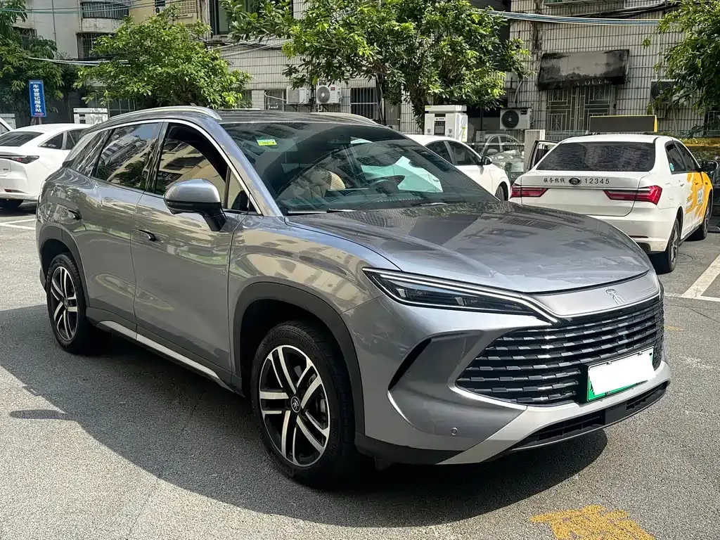 BYD L DM-i