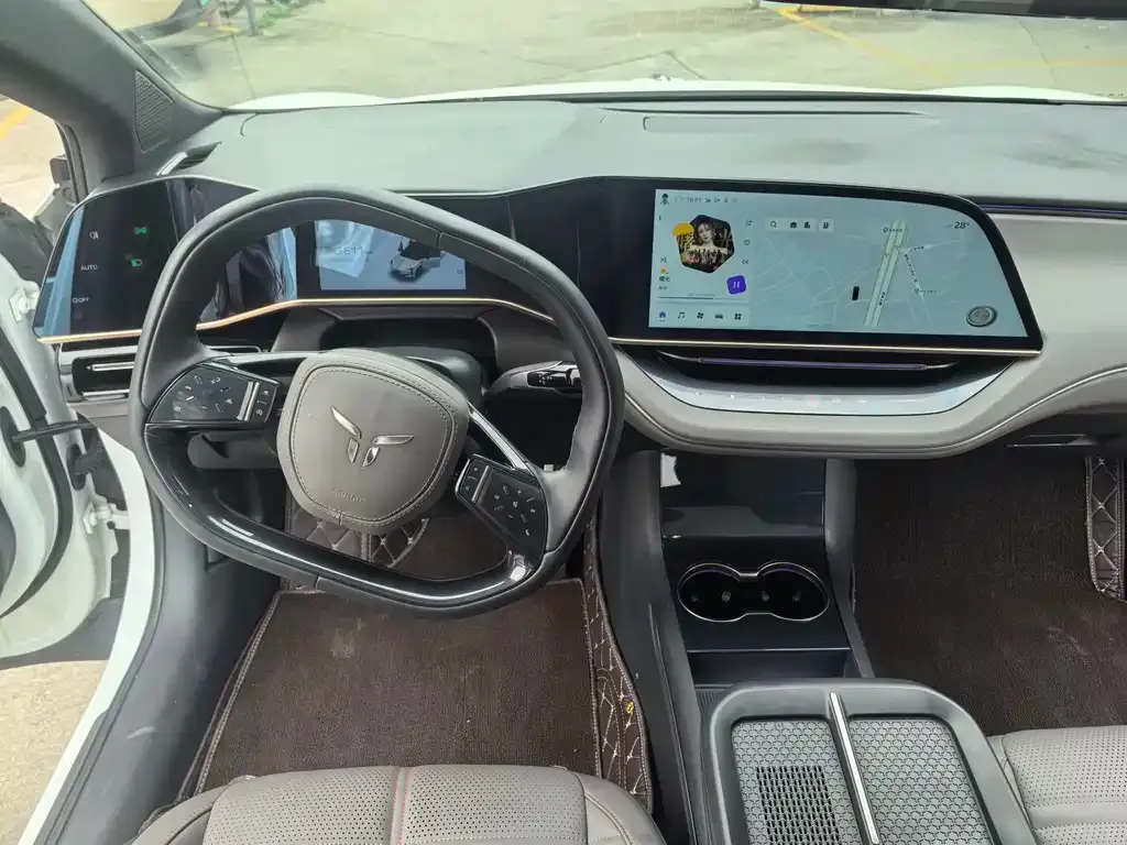 Hongqi EH7 2025 из CN, фото 10