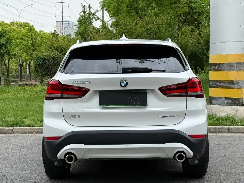 BMW X1 — фото 4