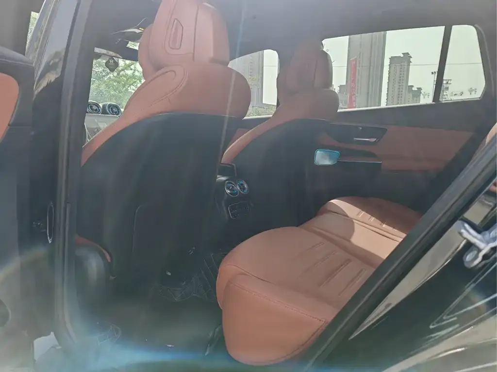 Mercedes-Benz GLC 2023 из CN, фото 2