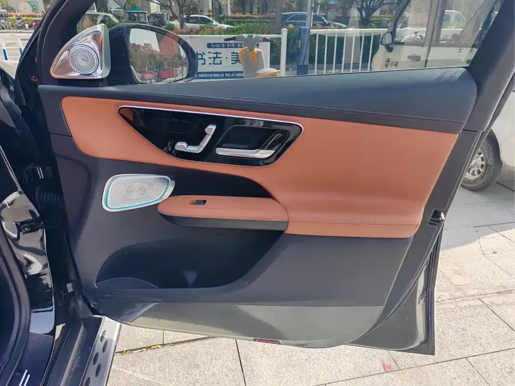 Mercedes-Benz GLC 2023 из CN, фото 9