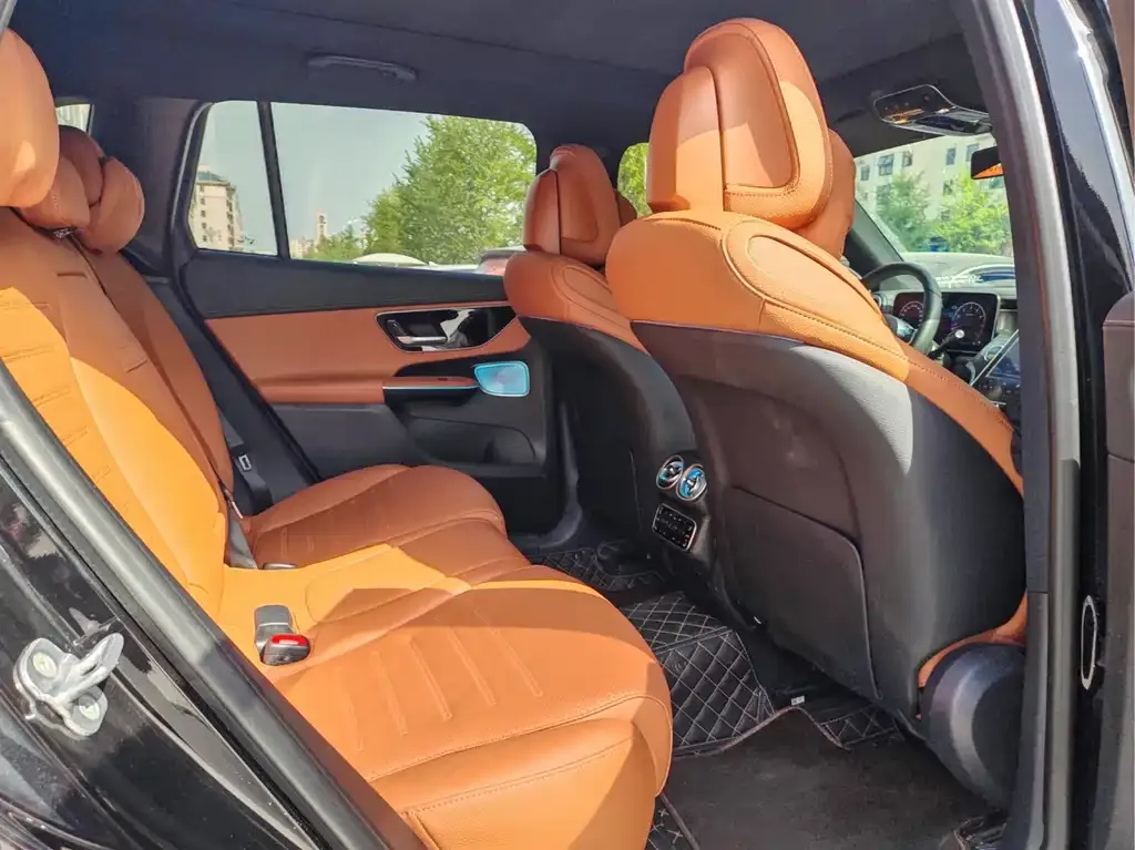 Mercedes-Benz GLC 2023 из CN, фото 7