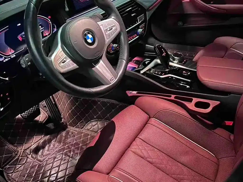 BMW 5 Series — фото 9