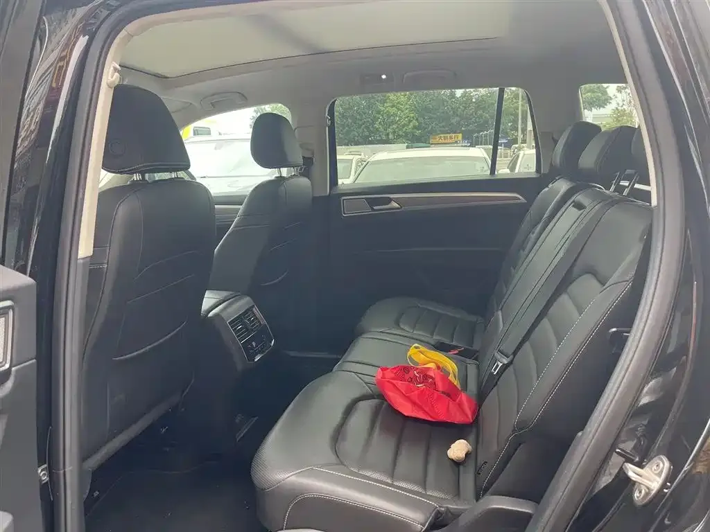 Volkswagen Teramont X 2021 из CN, фото 9