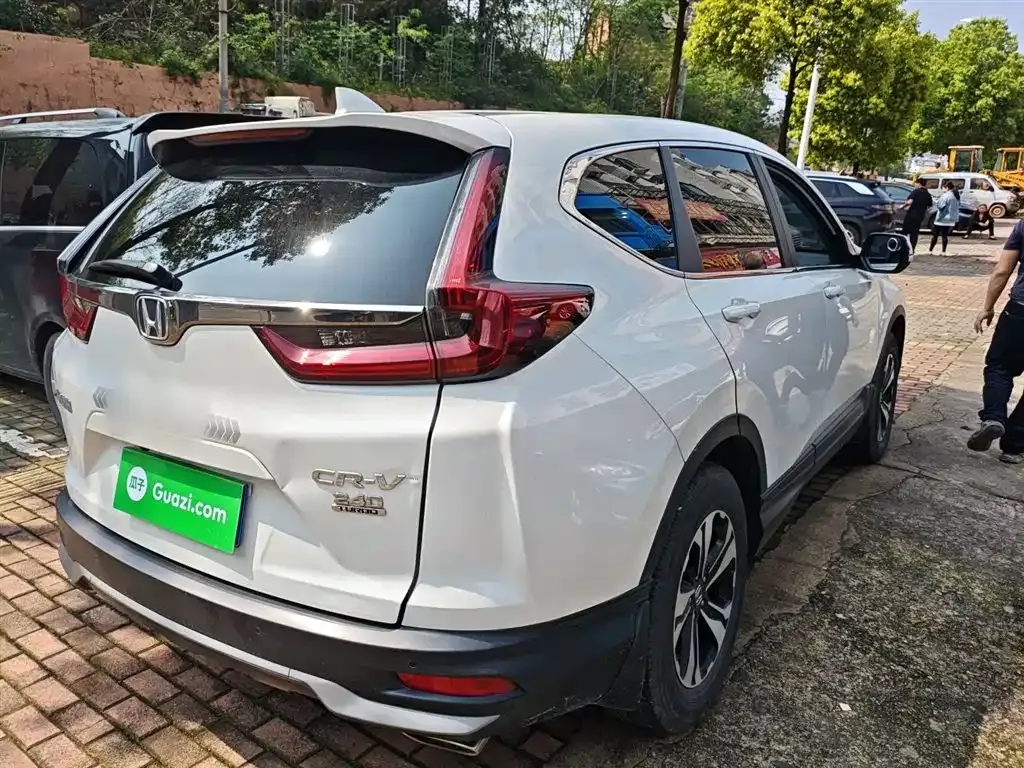 Honda CR-V — фото 10