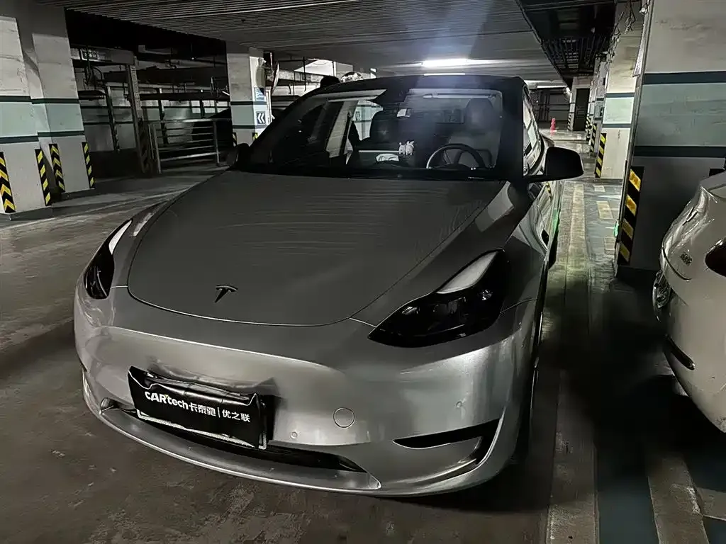 Tesla Model Y — фото 7