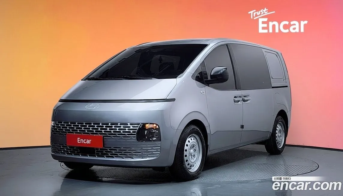 Hyundai Staria 2025 из KR, фото 1