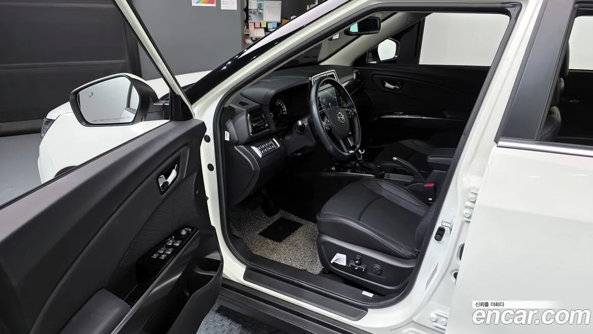 KG Mobility (Ssangyong) TIBOLI 2023 из KR, фото 8