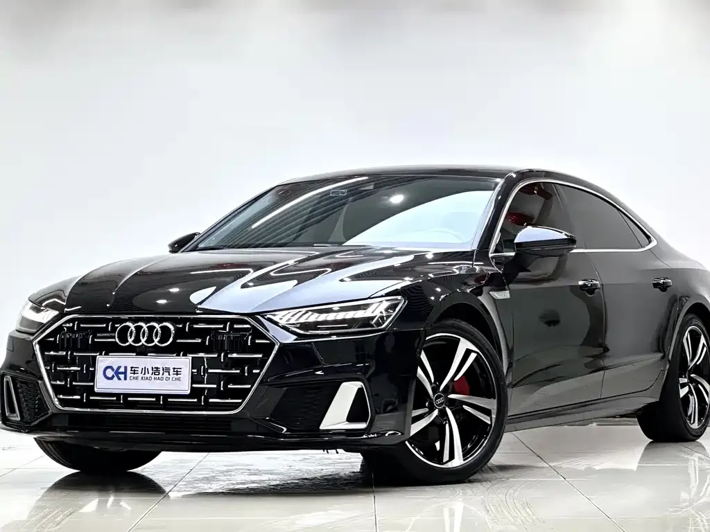 Audi A7L — фото 1