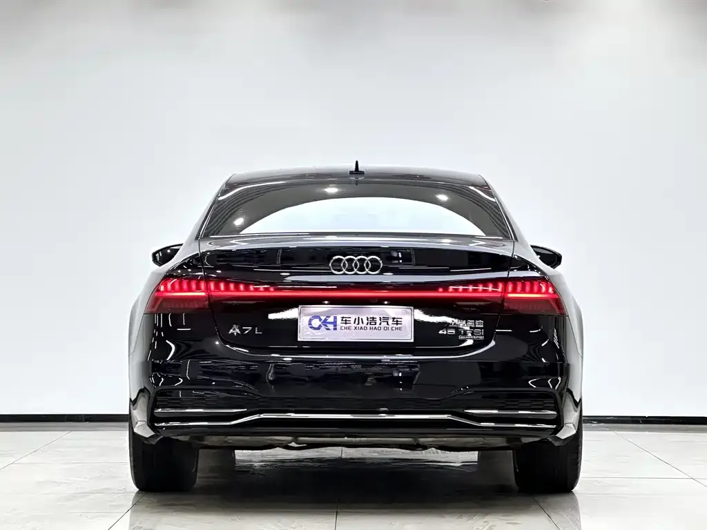 Audi A7L — фото 6