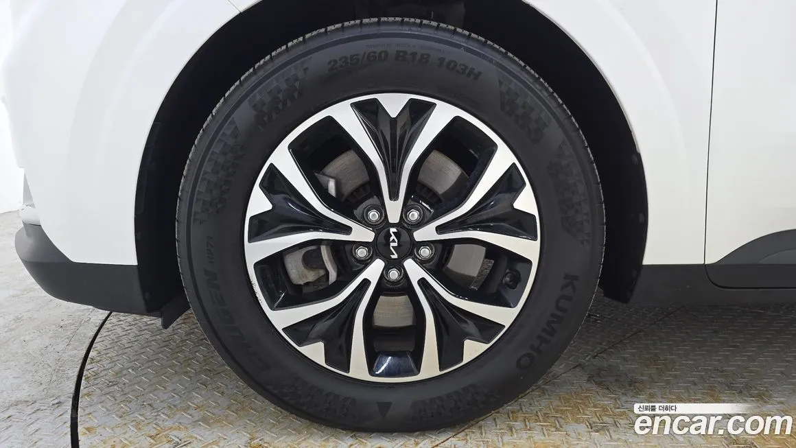 Kia Carnival 2022 из KR, фото 10