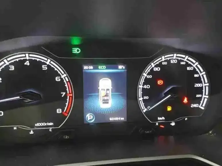 Geely Vision X6 2022 из CN, фото 4