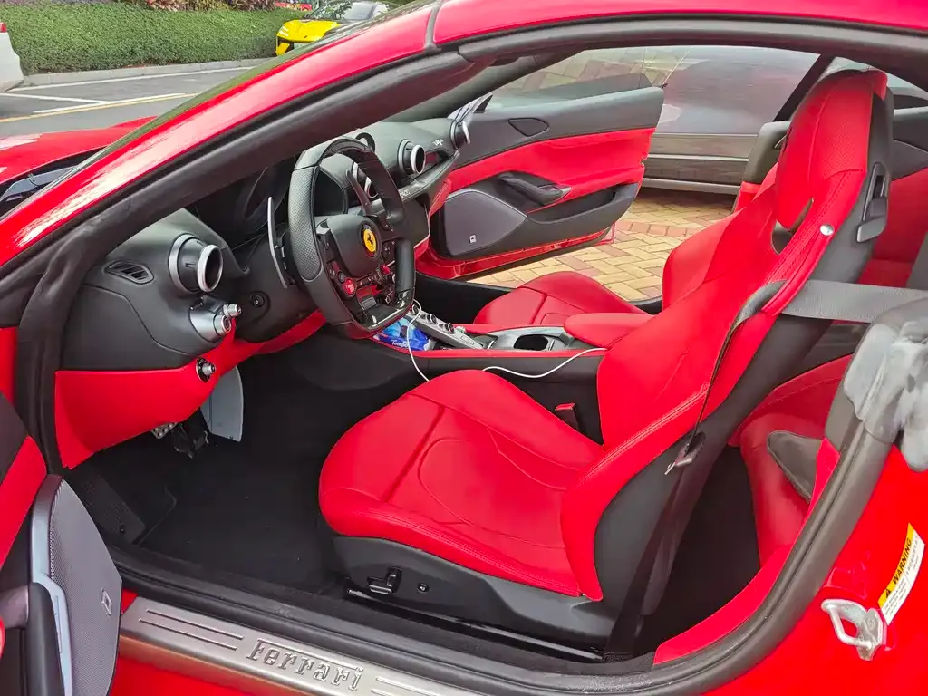 Ferrari Portofino 2023 из CN, фото 5