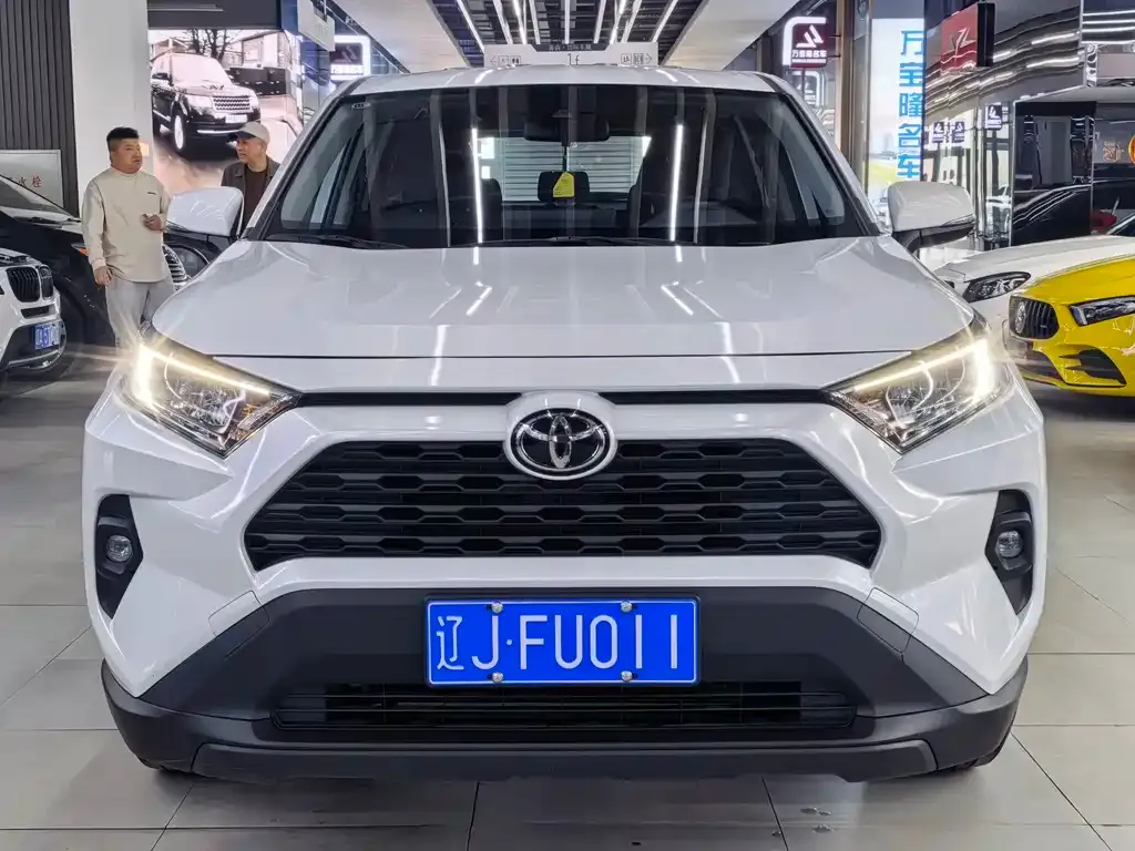 Toyota RAV4 2024 из CN, фото 10