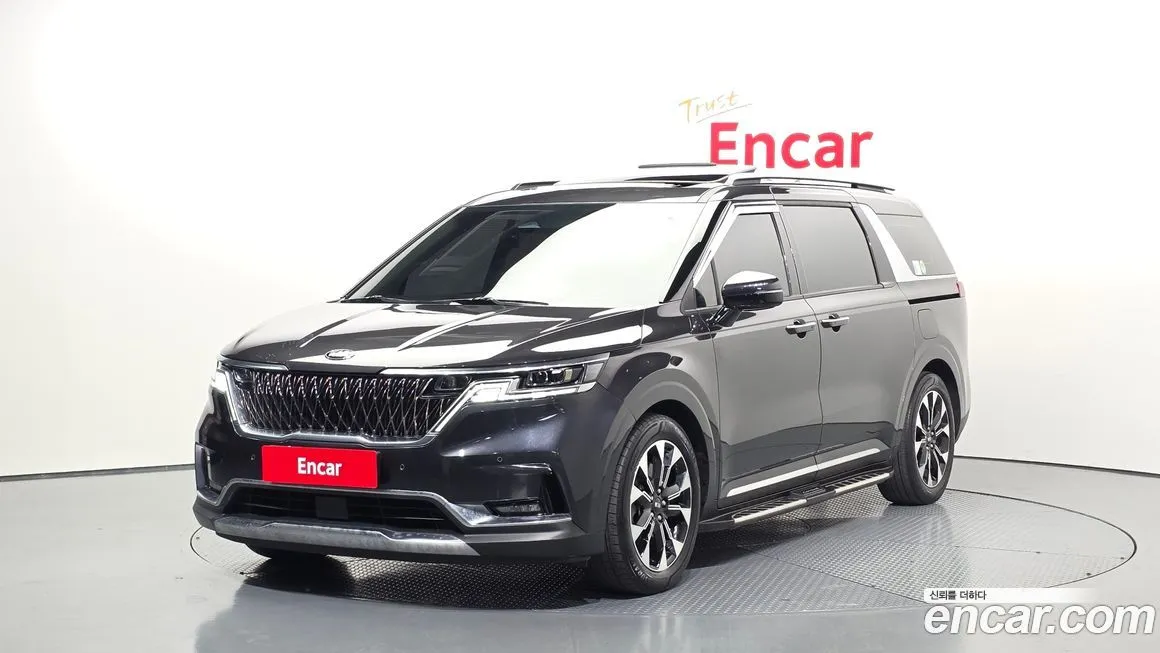 Kia Carnival — фото 1