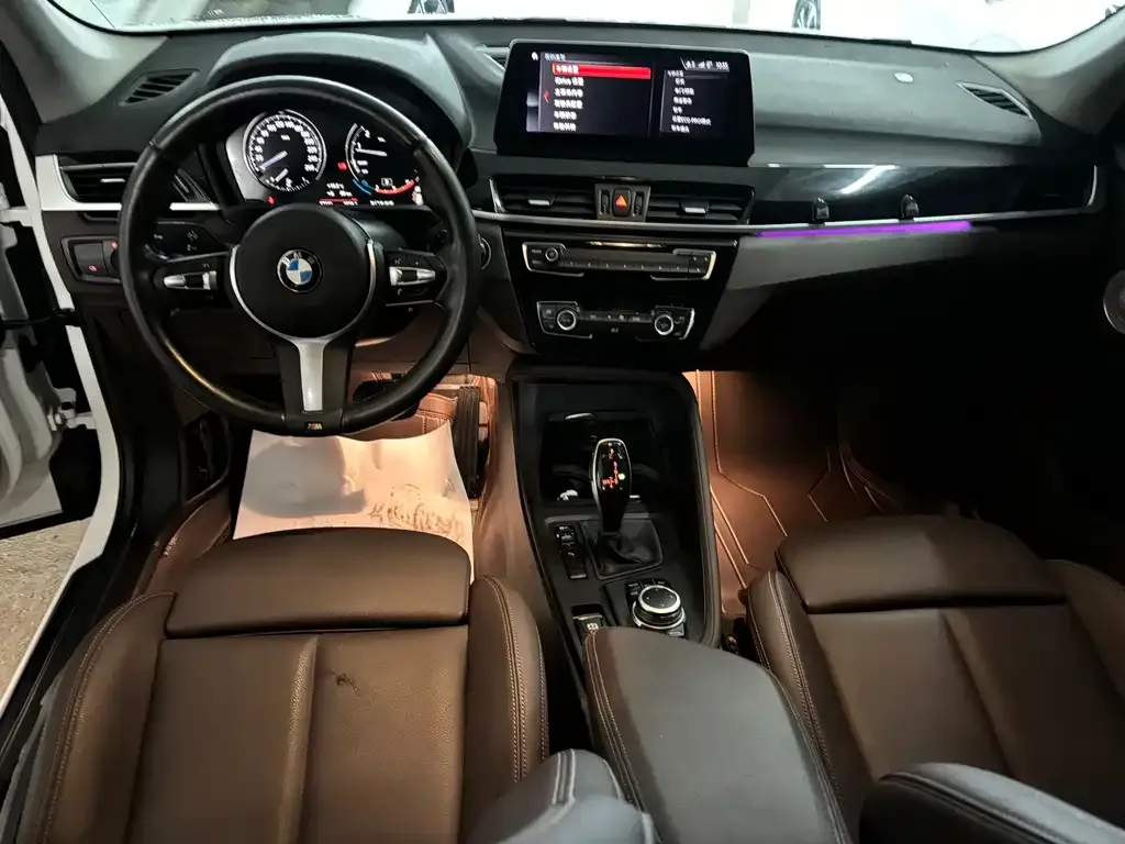 BMW X1 — фото 2