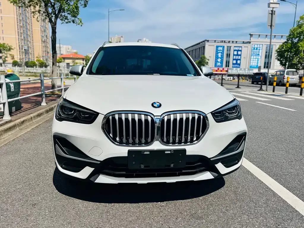 BMW X1 — фото 4