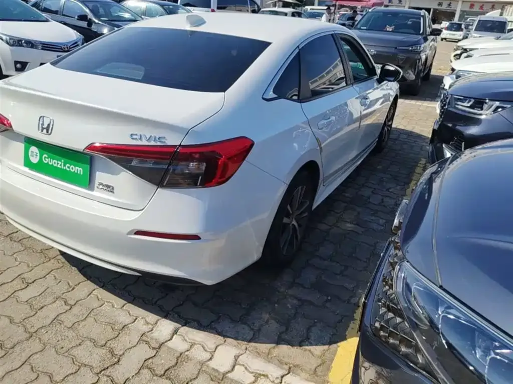 Honda Civic 2024 из CN, фото 4