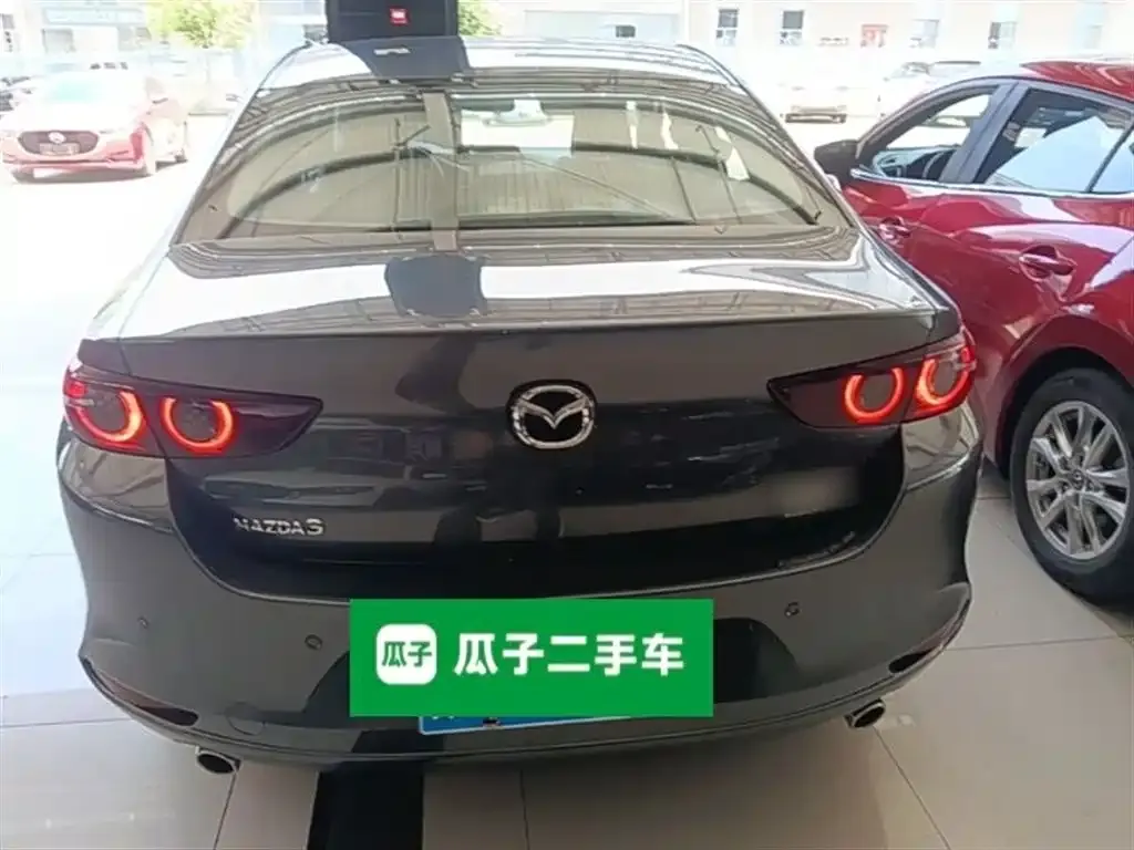 Mazda 3 Axela — фото 10